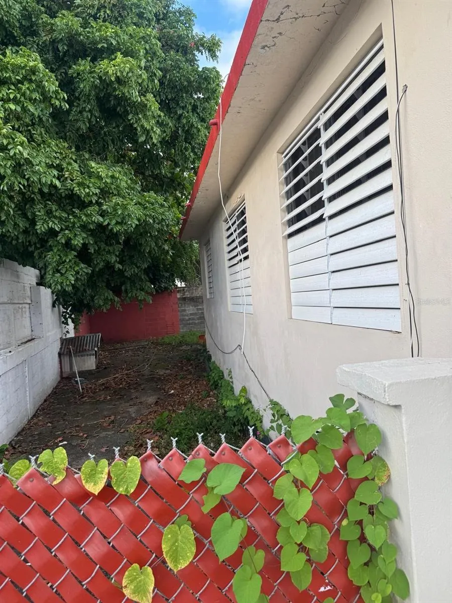 House side patio