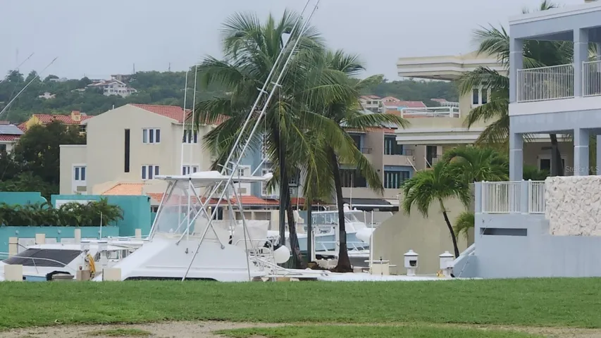Plaza del Puerto, Palmas del Mar, Humacao, PR