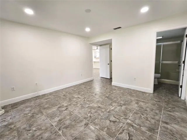 Walk in closet