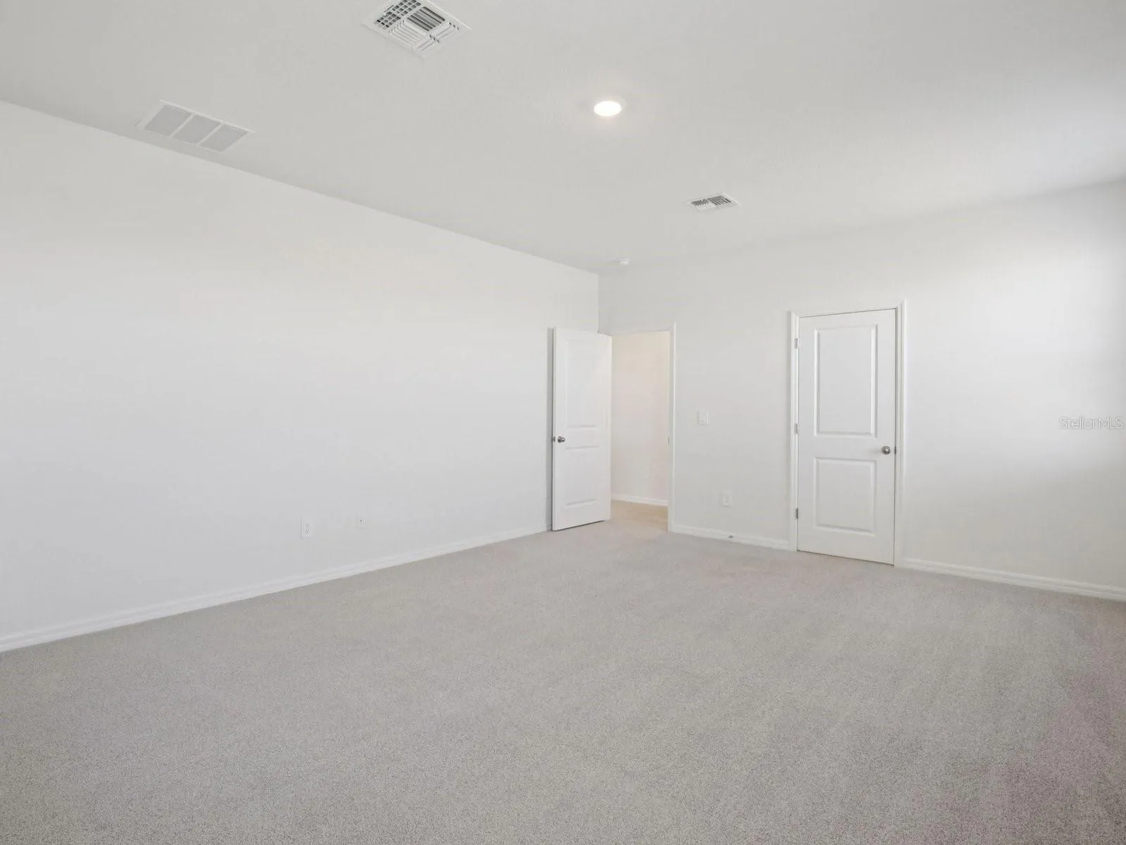 Interior photos are not of the actual home but are photos of the builder home with the same floorplan with similar interior finishes and features.