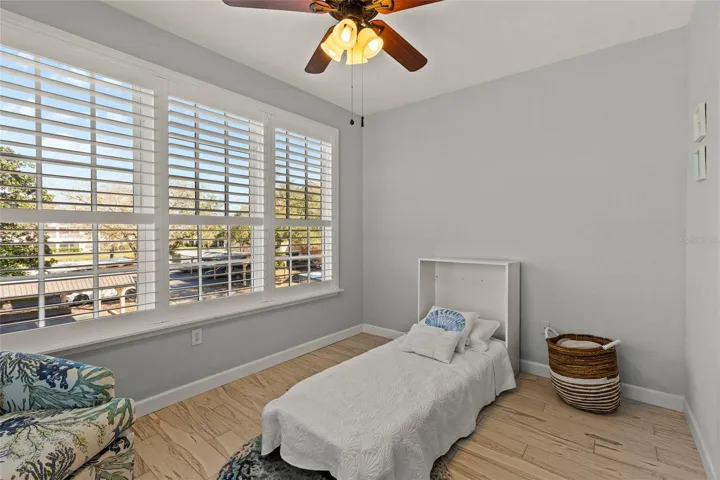 Sun room with pocket doors