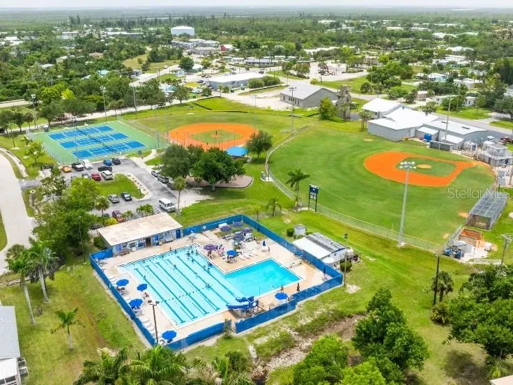 Phillips Park just minutes away- tennis, pickleball, playground &amp; more!
