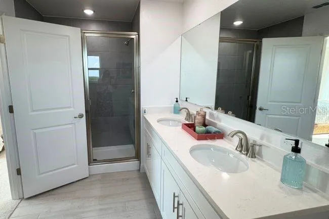 Model home - actual features may vary.