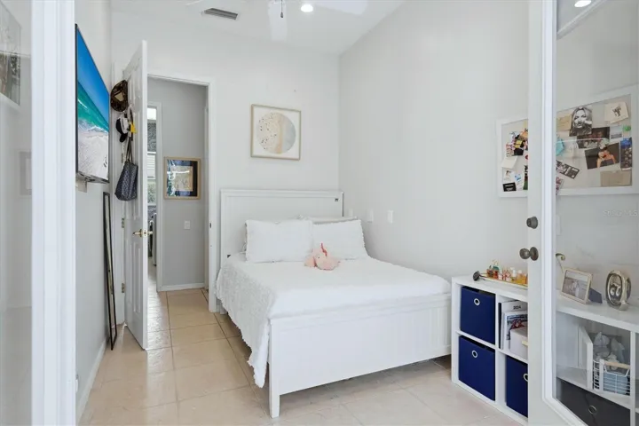 Bonus/Hobby Room or 4th Bedroom