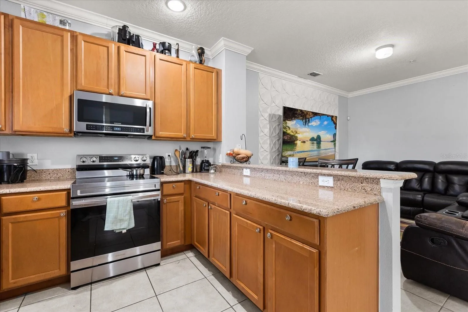 Spacious Kitchen