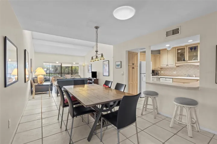 Dining Room/Kitchen
