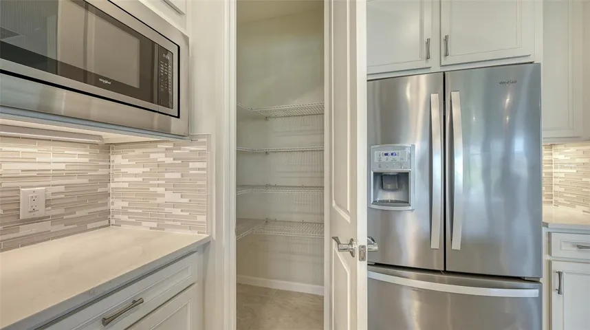 Pantry closet