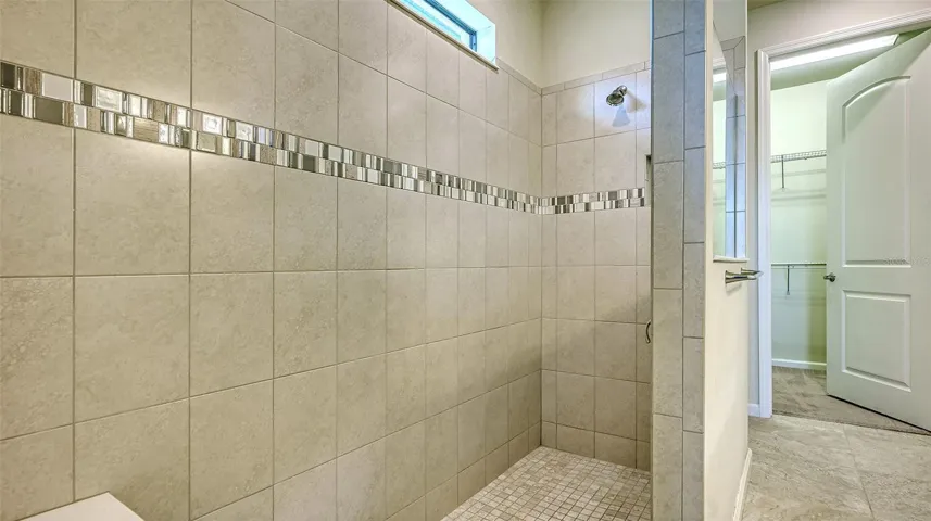 Primary shower