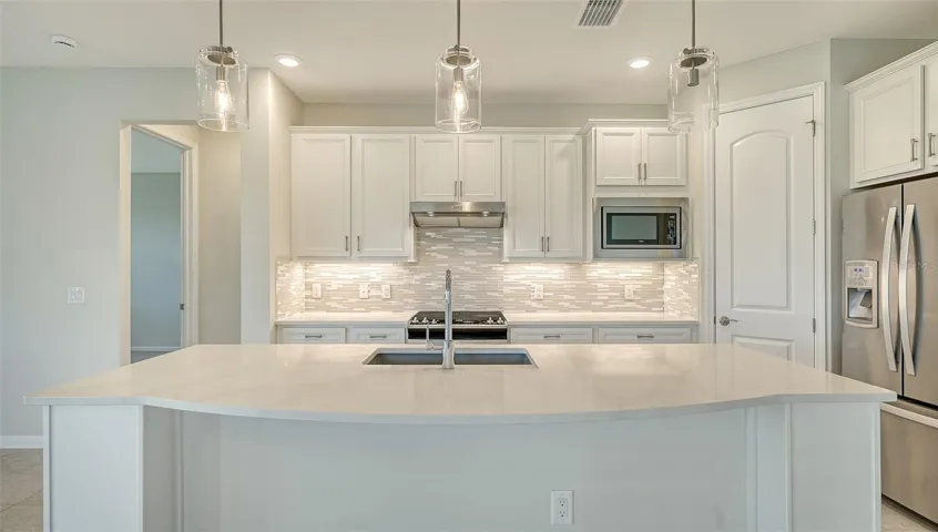 Breakfast bar