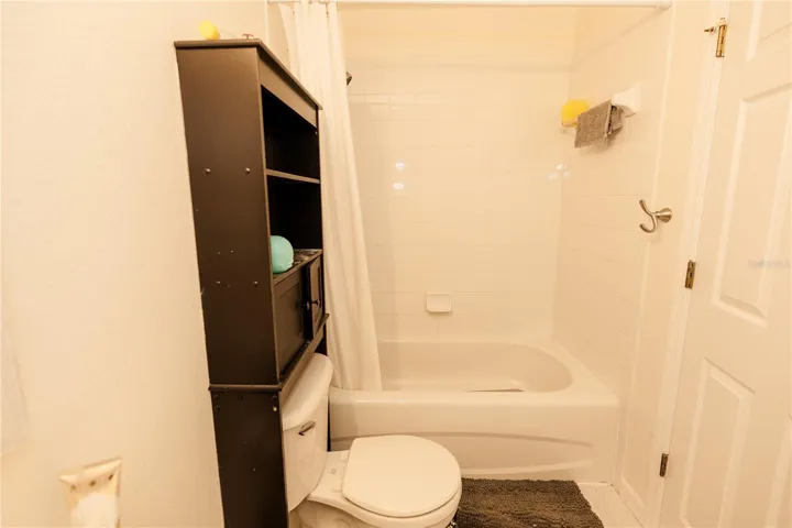 Secondary Bedroom En-Suite Bathroom