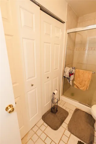 Primary En-Suite Bathroom