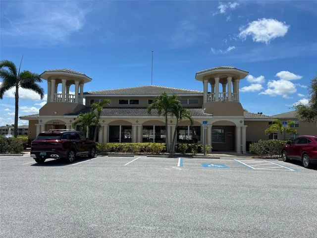 Club House/Rec. Cntr.