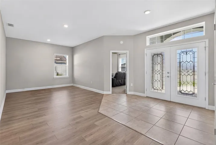 Foyer/Den/to 5th bedroom/Office