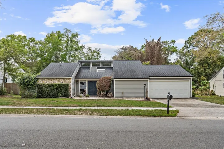 Exterior Front - 3/2 with 1,831 sq. ft.