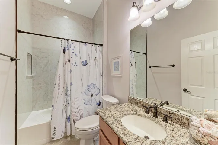 2nd Bathroom