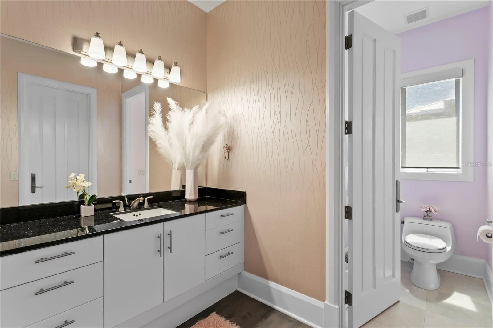 Bedroom 5 En-Suite Bath