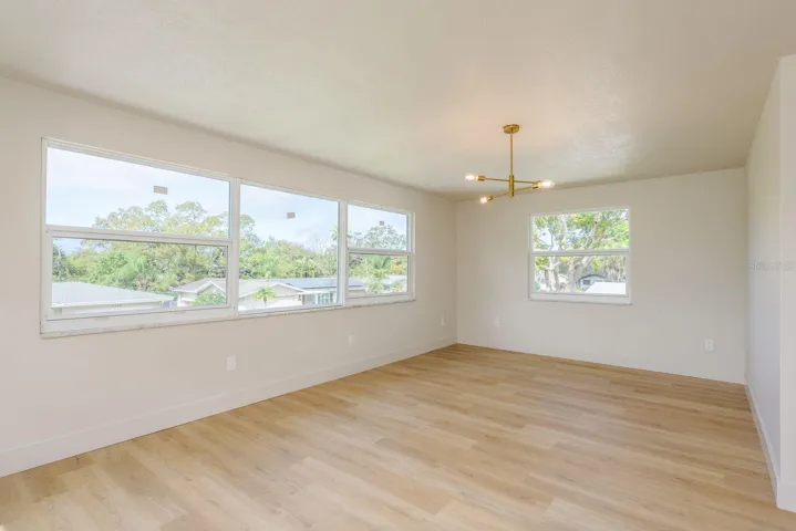 Guest / in-law apartment family room