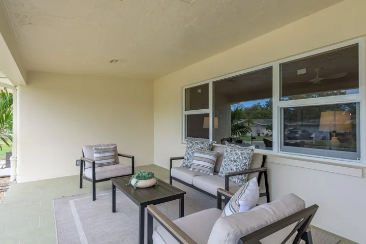 Spacious Covered front porch