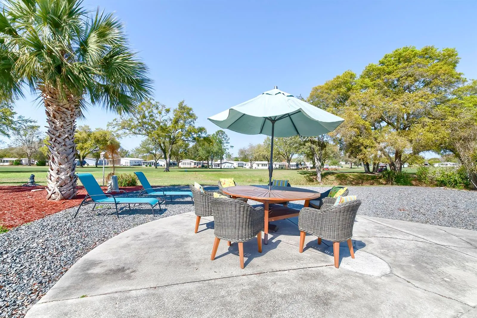 OUTDOOR SPACE