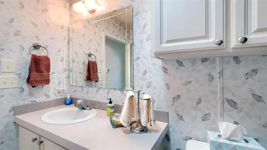 GUEST BATHROOM