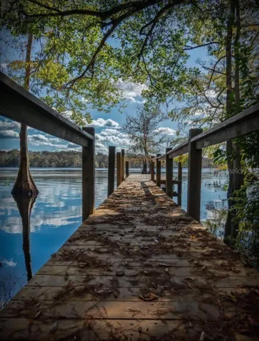 Dock to Lake Norris
