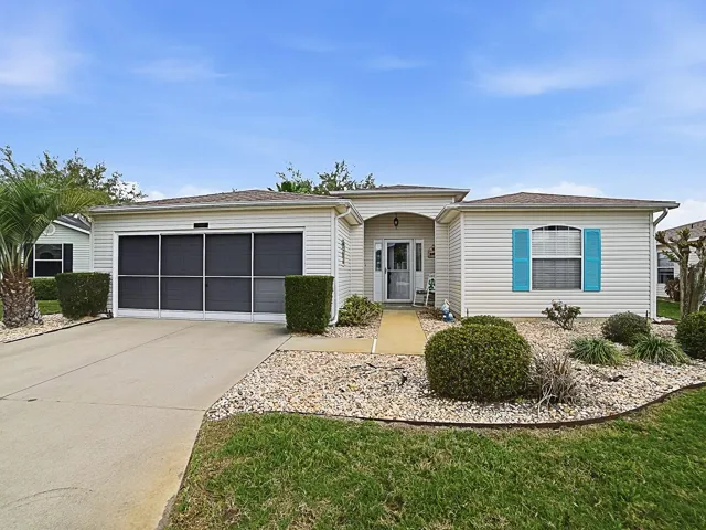 ADORABLE 3 BED AND 2 BATH HOME