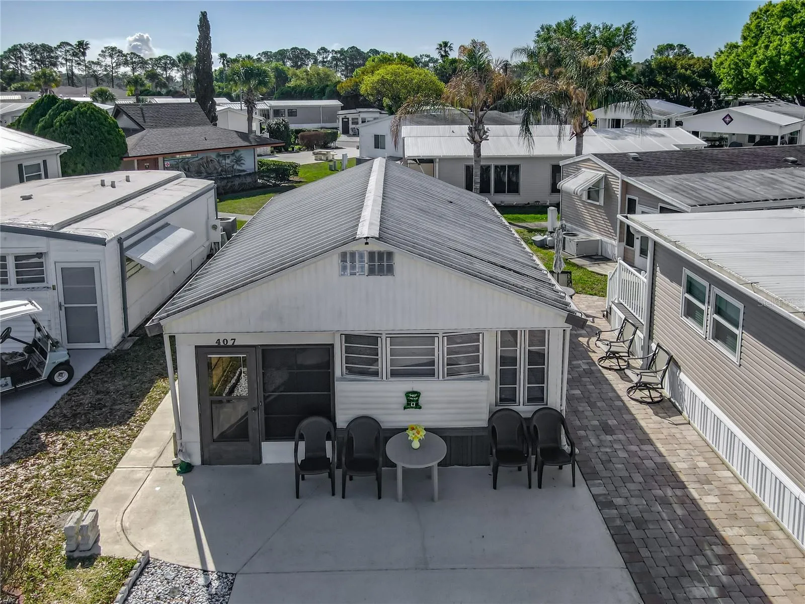 Fantastic location - backing to common ground and bath house 8