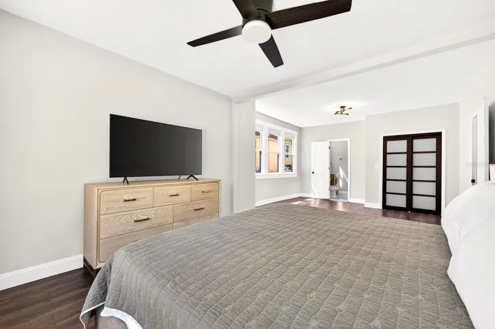 Oversized main floor primary suite.