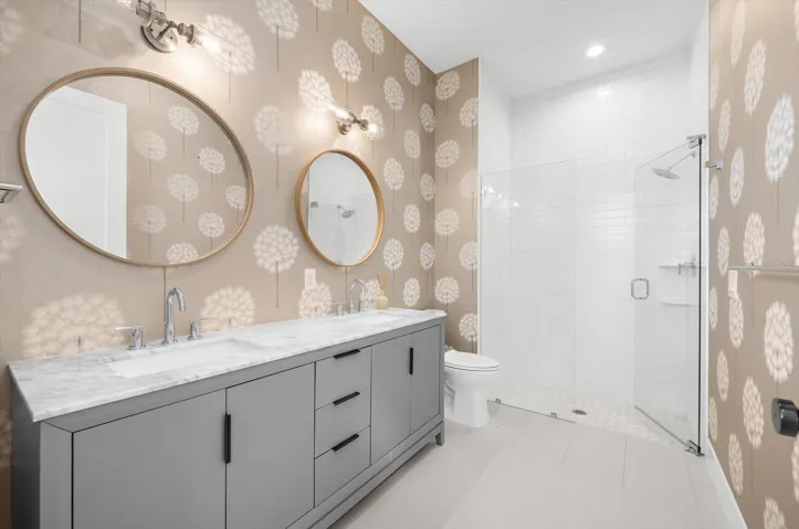 2nd Bathroom