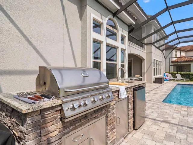 Outdoor Kitchen