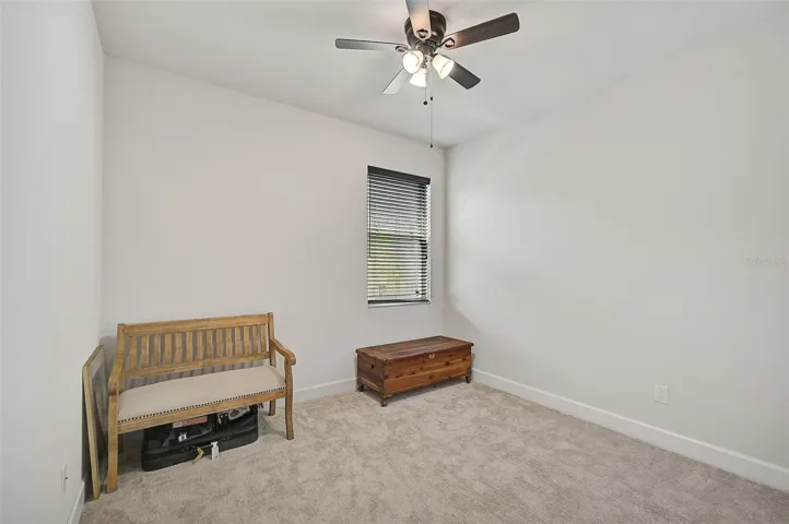 1 of the 4 bedrooms