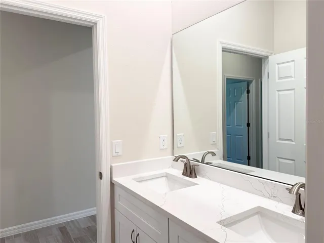 Bath 2, dual sinks
