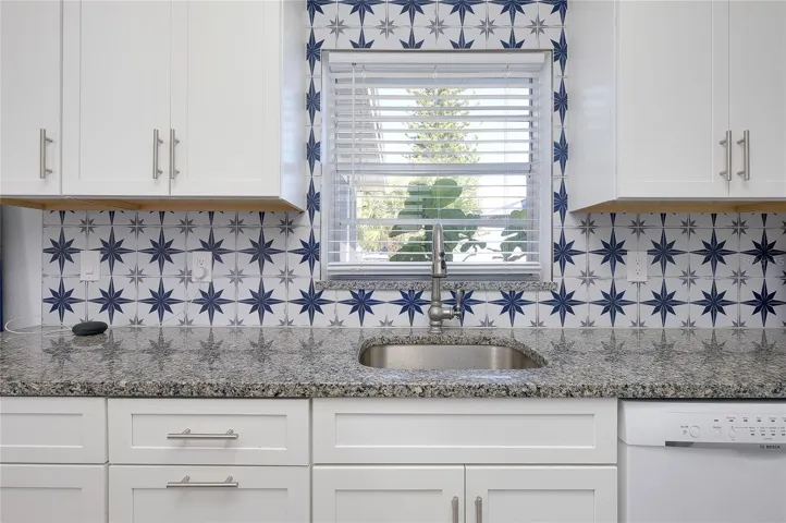 Decorative Tiled Backsplash