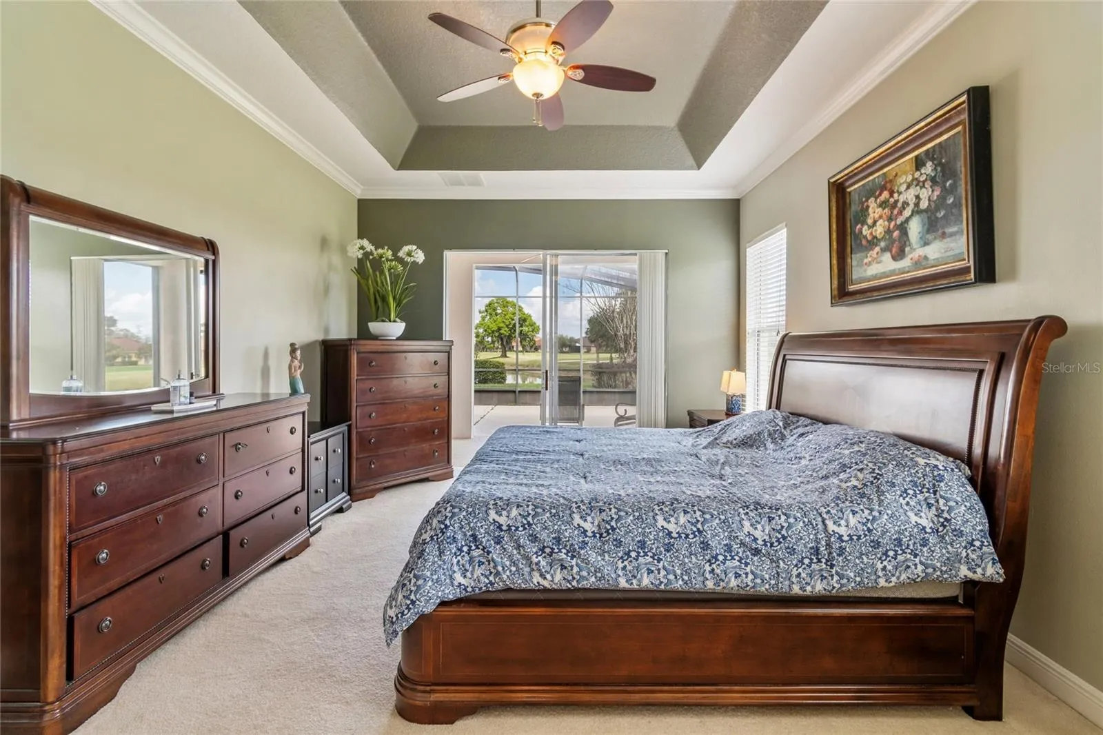 TRAY CEILING