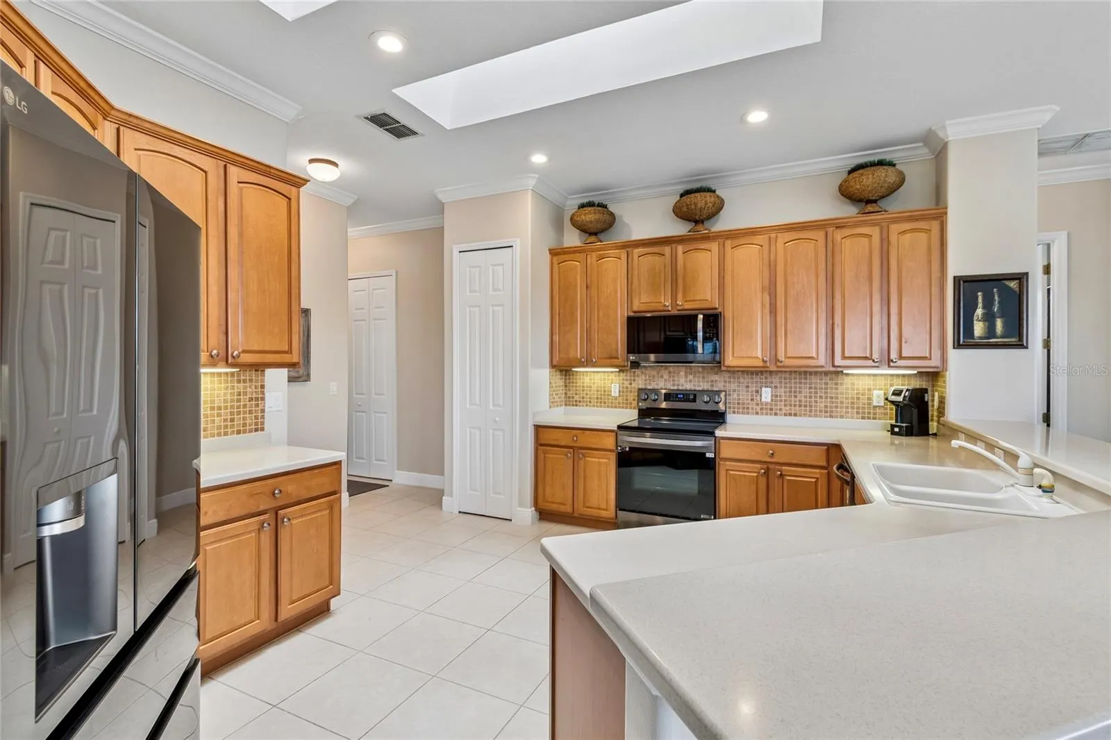 CORIAN COUNTERS