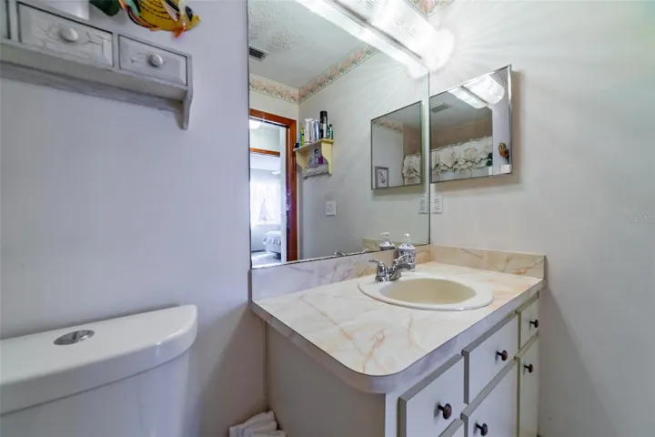 GUEST BATH