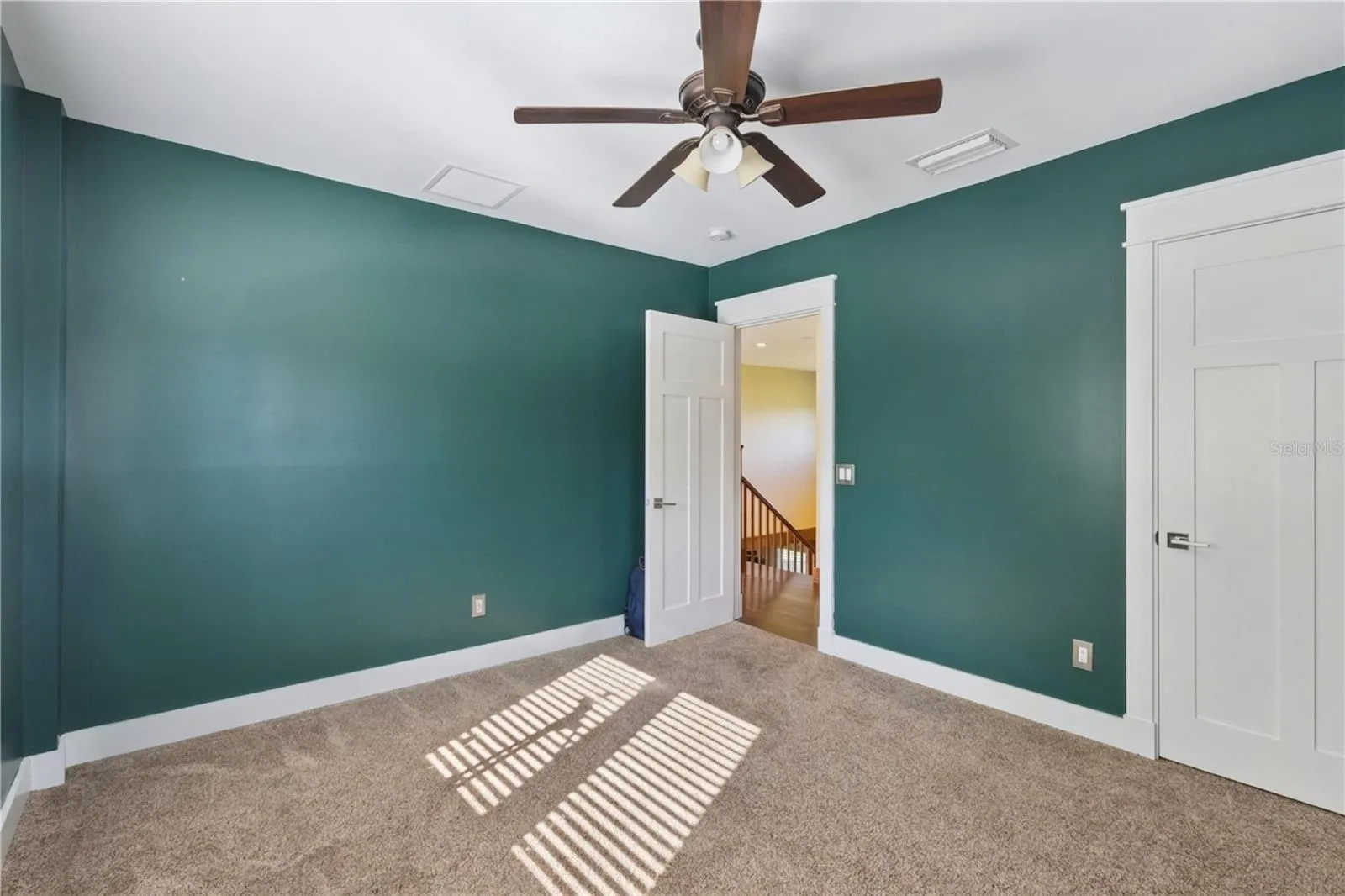Secondary upstairs bedroom