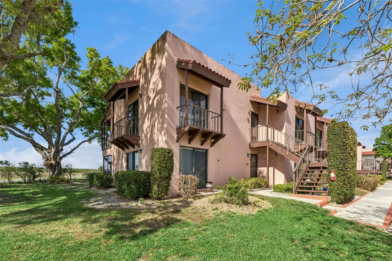 End Unit exterior view
