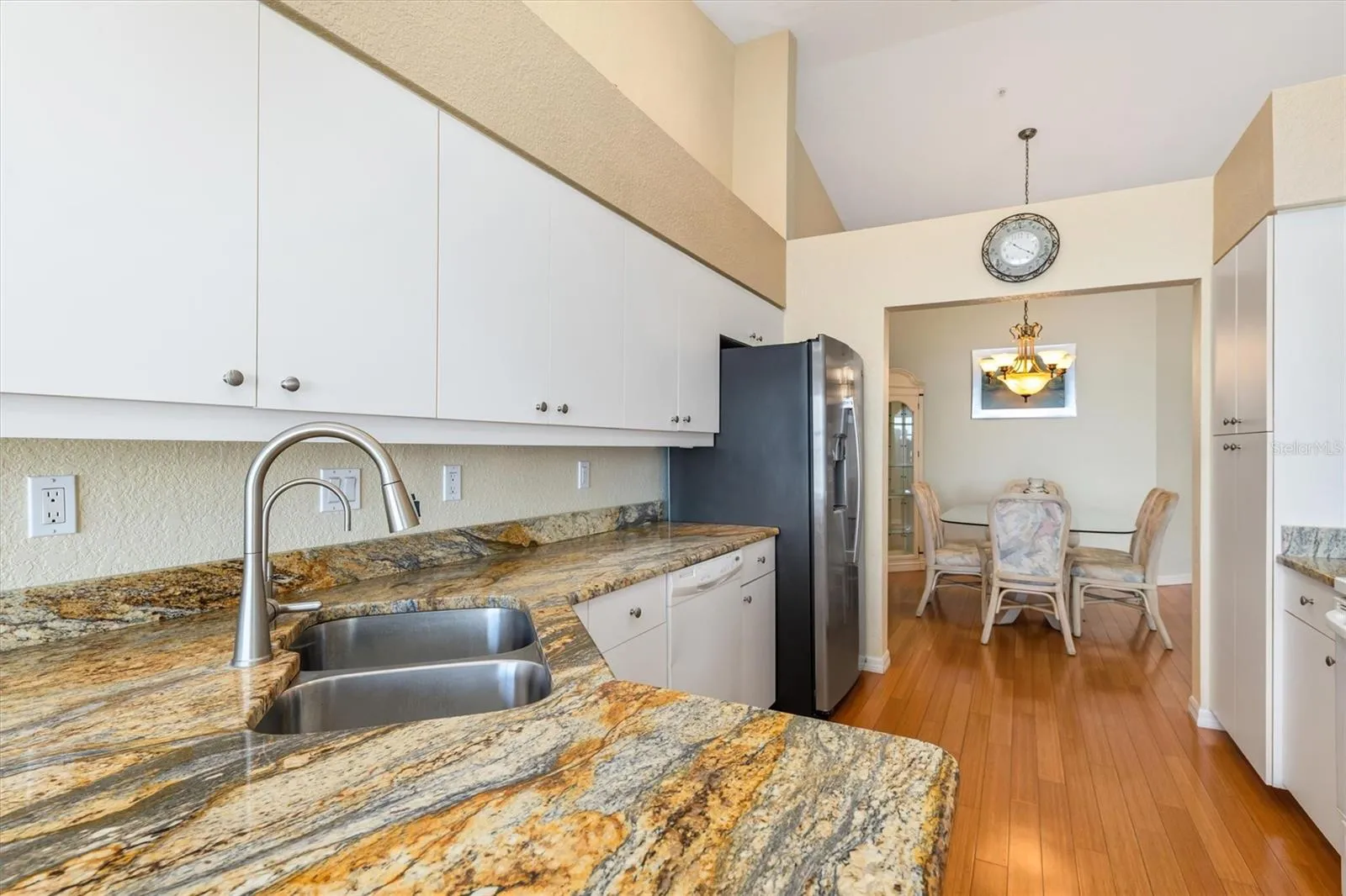 Beautiful granite countertops and Stainless Steel appliances.