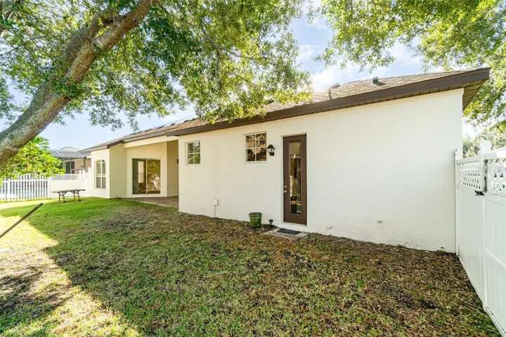 Private entrance by Fourth Bedroom.