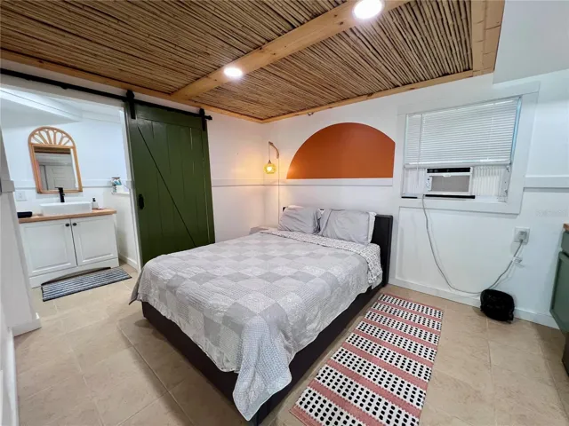Bonus bedroom downstairs