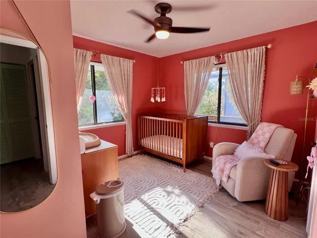 2nd bedroom