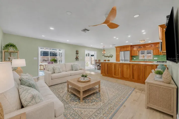 Family room - Virtually Staged