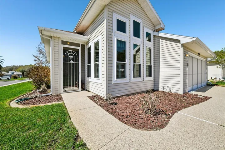 Corner Lot Makes a BRIGHT sunny House.