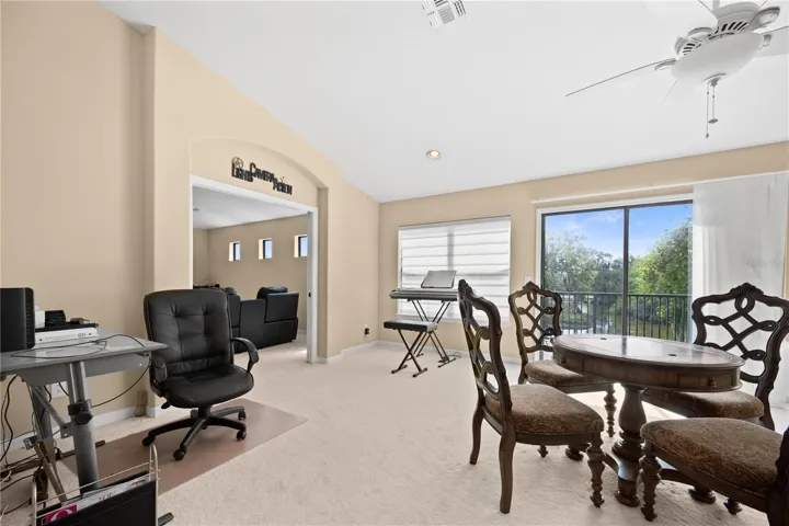 Game Room has TON of Possibilities!! Homeschool room , At home Office, 2nd living space, Man Cave, Billard room, ect!!