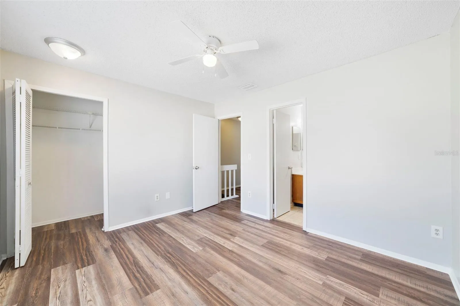 The second bedroom, also with an en suite Bath, includes a walk-in closet, making it ideal for guests, family members, or a home office.