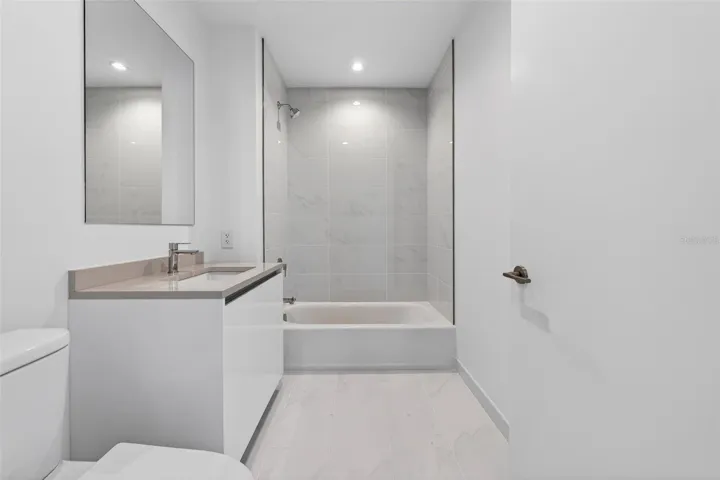 Full Bathroom #3