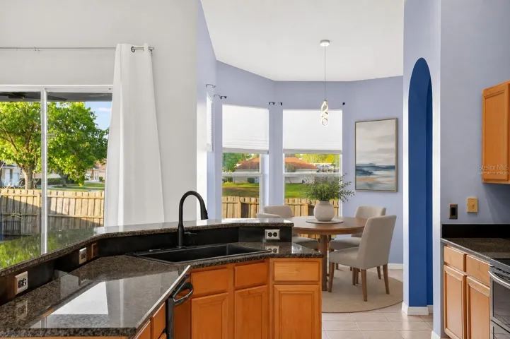 Virtually staged breakfast nook