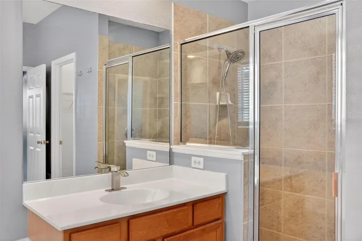 Primary shower