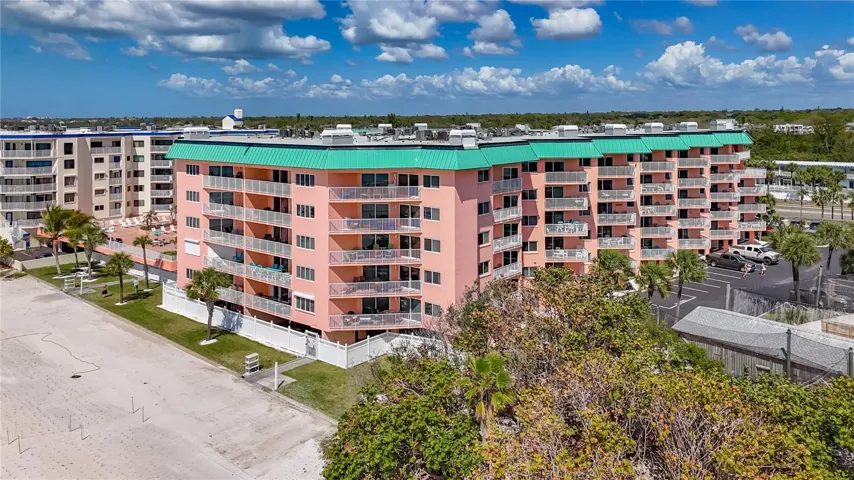 Aerial of whole Building Beach Cottages 1!!!